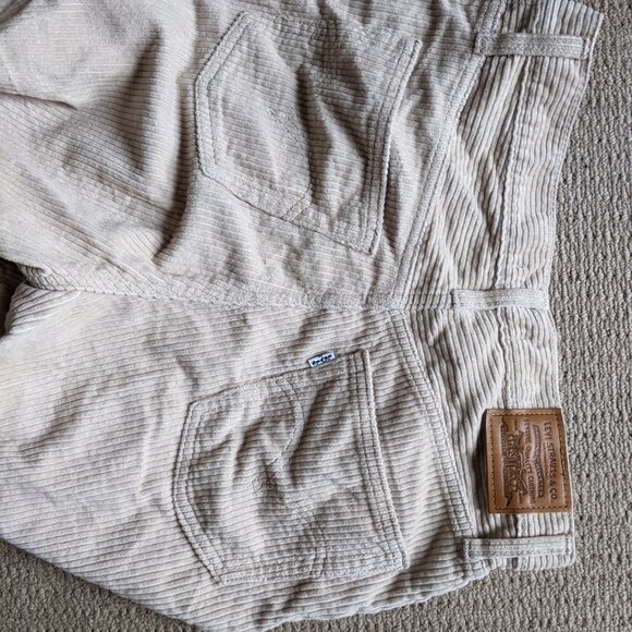 Levi's Corduroy beige pants high cut straight leg - Picture 5 of 6